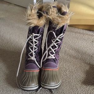 Sorel rain/snow boots.